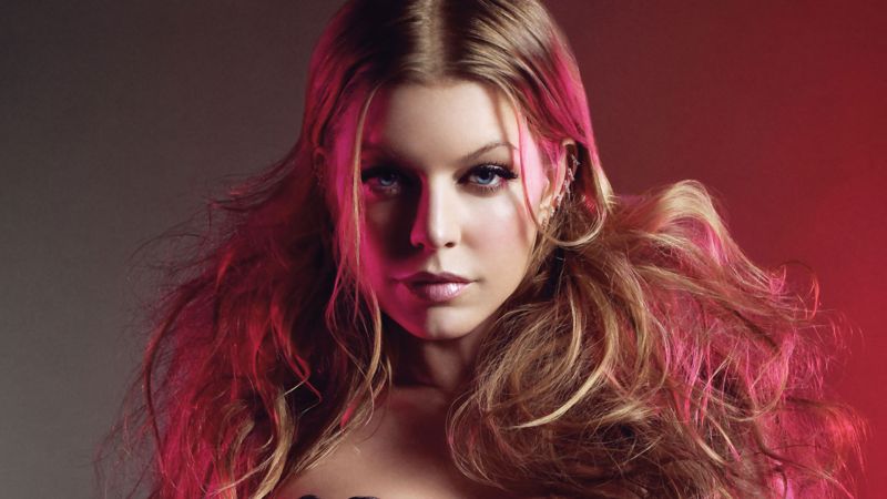 Fichier:Fergie background.jpg