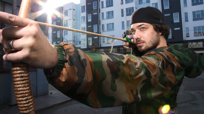 Fichier:Aesop Rock background.jpg