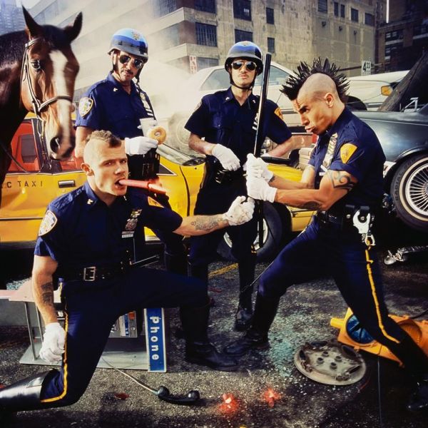 Fichier:Red Hot Chili Peppers.jpg