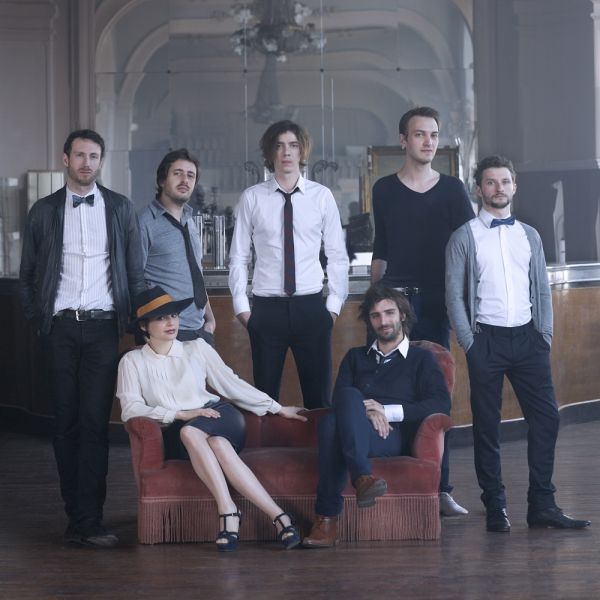 Fichier:Caravan Palace.jpg