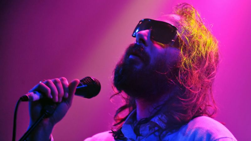 Fichier:Sebastien Tellier background.jpg